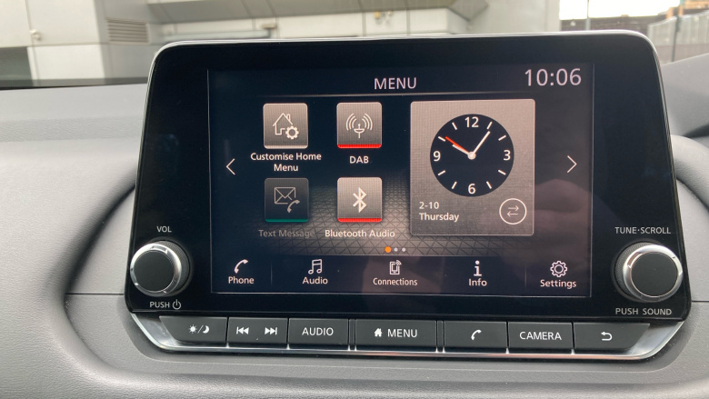 Nissan Qashqai 1.3 DiG-T MH Acenta Premium 5dr Petrol Hatchback